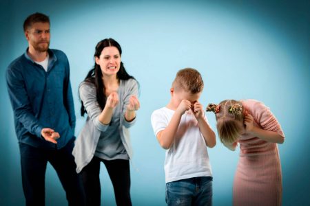 angry-parents-scolding-their-children_2